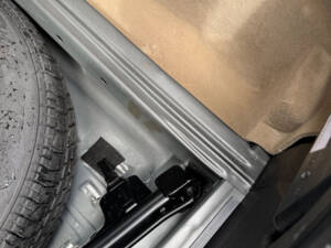 Imagen 43/74 de Mercedes-Benz E 320 (1994)