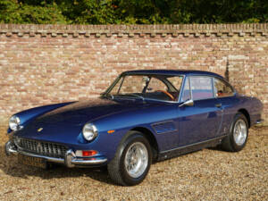 Image 1/50 of Ferrari 330 GT (1966)