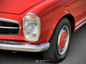 Image 30/70 of Mercedes-Benz 280 SL (1969)
