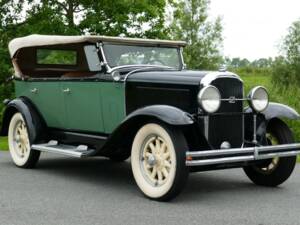 Image 4/17 of Buick Model 55 (1931)