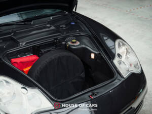 Bild 12/24 von Porsche 911 Carrera (2002)