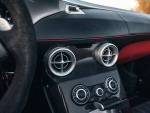 Image 12/45 de Mercedes-Benz SLR Stirling Moss (2009)