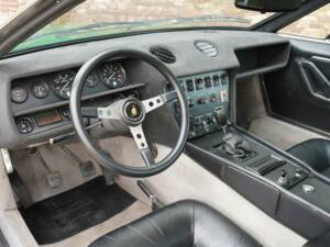 Bild 3/50 von Lamborghini Jarama 400 GTS (2+2) (1972)