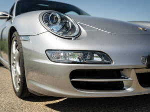 Image 32/82 of Porsche 911 Carrera 4S (WLS) (2006)