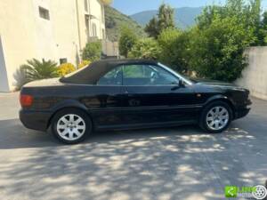 Imagen 7/10 de Audi Cabriolet 1.9 TDI (1998)