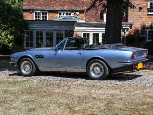 Image 8/30 de Aston Martin V8 Volante (1986)