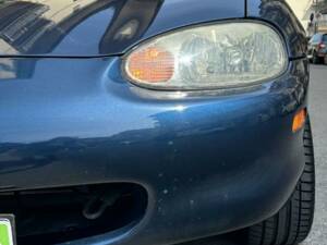 Immagine 8/10 di Mazda MX-5 1.6 (1999)