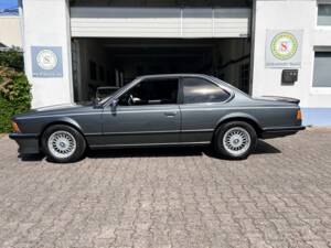 Image 22/23 de BMW 635 CSi (1985)