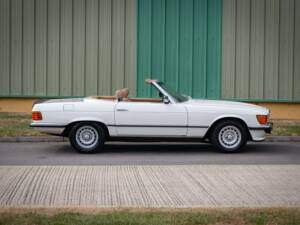 Bild 4/26 von Mercedes-Benz 280 SL (1982)