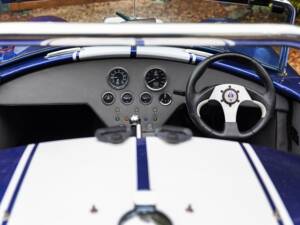 Bild 43/50 von AC Cobra 289 (1997)