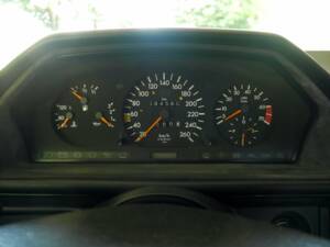 Imagen 10/10 de Mercedes-Benz E 500 (1995)