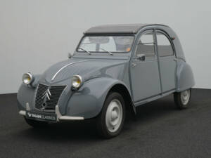 Image 1/28 de Citroën 2 CV  AZL (1958)