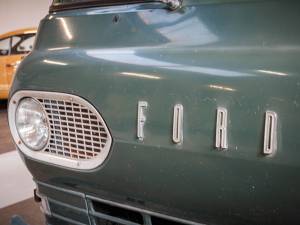 Immagine 10/46 di Ford Econoline (1962)