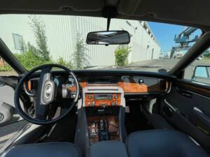 Bild 6/7 von Daimler Double Six (1992)