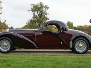 Image 7/50 de Bugatti Type 57 Atalante (1937)