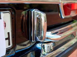 Image 37/188 of Mercedes-Benz 280 SE 3,5 (1971)