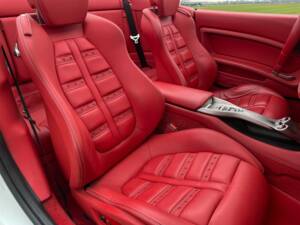 Image 5/5 of Ferrari California (2009)