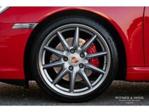 Image 15/30 of Porsche 911 Carrera S (2008)