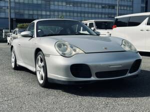 Image 4/39 of Porsche 911 Carrera 4S (2002)