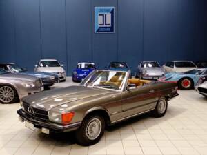 Image 3/60 of Mercedes-Benz 380 SL (1982)