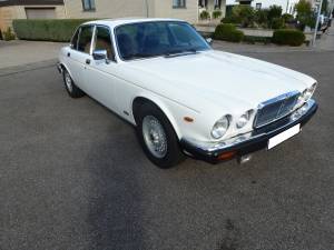 Afbeelding 2/36 van Jaguar XJ 6 4.2 (1984)