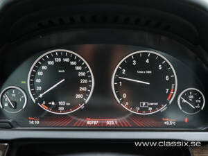 Image 13/23 of BMW 750i (2009)