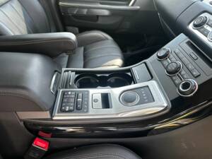 Bild 39/77 von Land Rover Range Rover Sport SDV6 (2013)