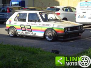 Image 2/10 of Volkswagen Golf Mk I GTI 1.8 (1983)