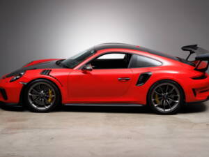 Image 8/41 de Porsche 911 GT3 RS Weissach (2019)