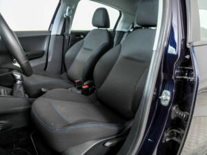 Image 15/50 of Peugeot 208 1.2 PureTech 82 (2019)