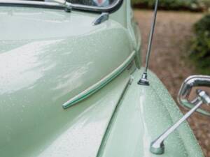 Image 22/29 of Morris Minor 1000 Tourer (1962)