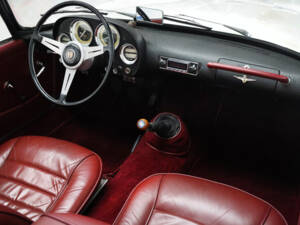 Image 25/34 of Alfa Romeo 2000 Spider (1960)