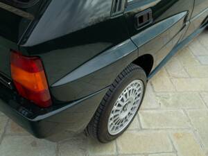 Image 10/50 de Lancia Delta HF Integrale 16V (1992)