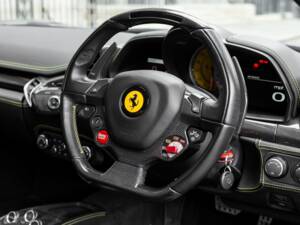 Image 33/50 of Ferrari 458 Italia (2013)