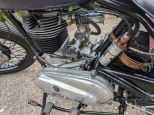 Imagen 14/28 de Royal Enfield DUMMY (1990)