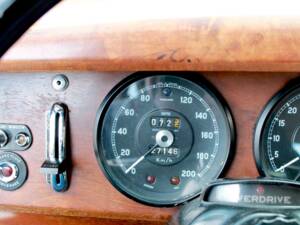 Bild 21/42 von Jaguar 240 (1968)