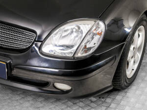 Image 33/50 of Mercedes-Benz SLK 200 Kompressor (2001)