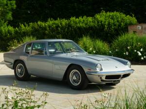 Image 2/50 de Maserati Mistral 4000 (1968)