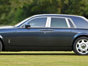 Image 9/50 of Rolls-Royce Phantom VII (2010)