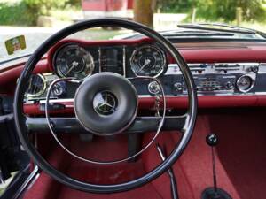 Imagen 14/17 de Mercedes-Benz 230 SL (1964)