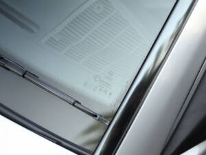 Immagine 89/100 di Mercedes-Benz 190 E 2.3 (1992)