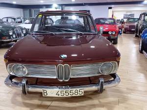 Image 2/15 of BMW 1800 (1966)