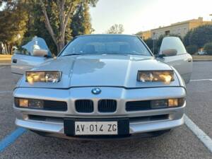 Image 5/7 de BMW 850i (1992)