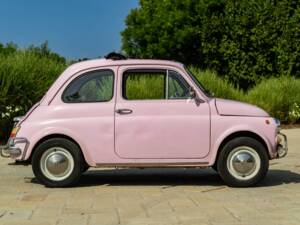 Image 4/46 de FIAT 500 L (1971)