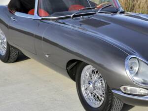 Image 11/50 de Jaguar E-Type 3.8 Flat Floor (1961)
