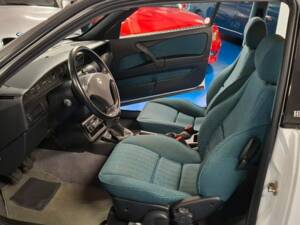 Image 24/49 of Lancia DELTA HPE 2.0 16V TURBO 3 (1997)