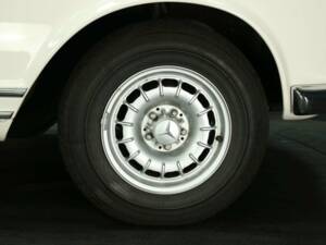 Immagine 30/30 di Mercedes-Benz 230 SL (1964)