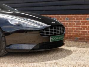Bild 19/50 von Aston Martin DB 9 GT Volante (2016)