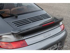 Image 15/36 of Porsche 911 Turbo (2001)