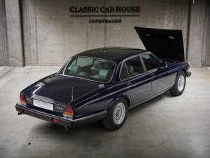 Bild 96/97 von Daimler Double Six (1994)
